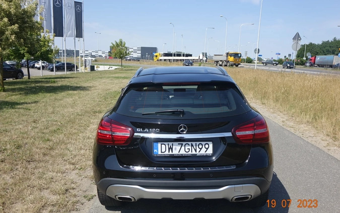 Mercedes-Benz GLA cena 89900 przebieg: 69850, rok produkcji 2018 z Wrocław małe 667